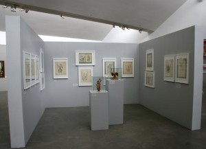 Skisser från Glasrikets Skatter Orrefors och verk ur Kalmar konstmuseums samling. Foto: Per Larsson